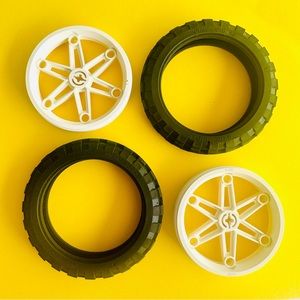 2 LEGO Mindstorms 81.6 x 15 Technic Motorcycle Wheels Tires